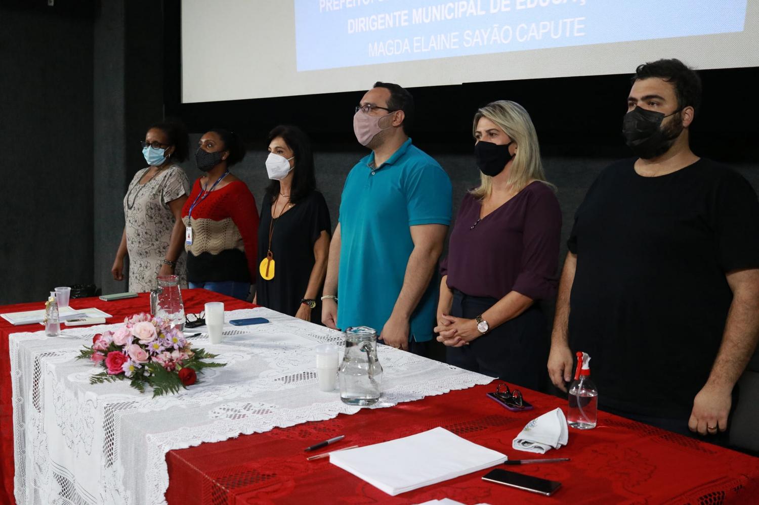 Prefeitura dá posse a diretores eleitos da Rede Municipal de Ensino de Vassouras
