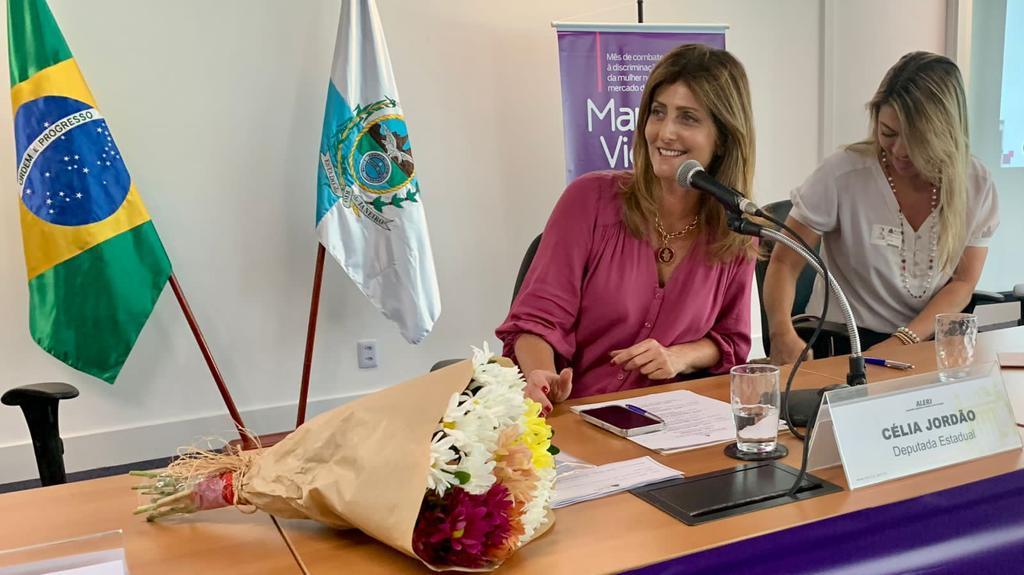 Deputada Célia Jordão discute os desafios femininos no mercado de trabalho