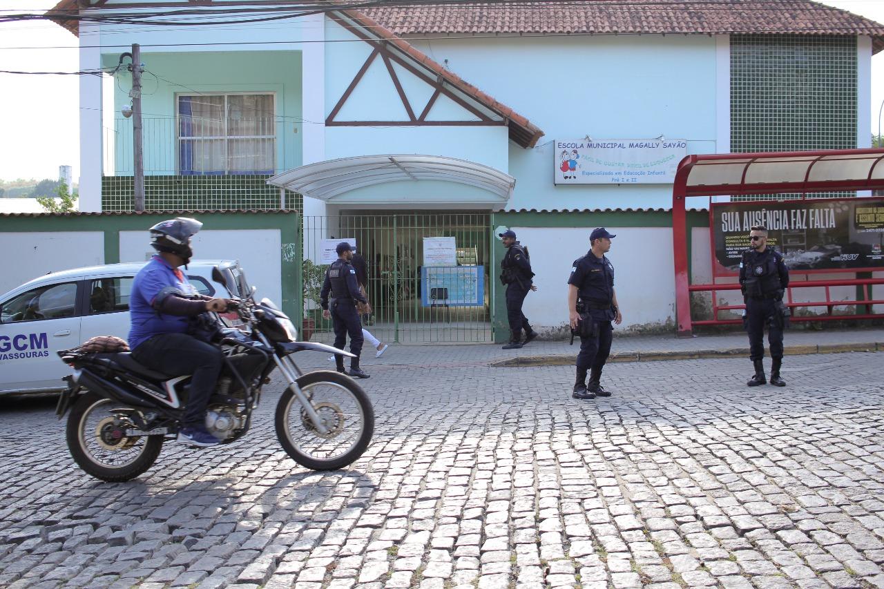 Guarda Municipal de Vassouras atua na segurança de alunos em escolas