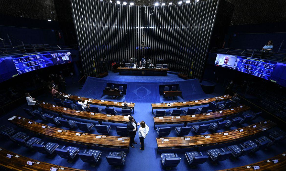 Senado aprova crédito consignado para beneficiário do Auxílio Brasil