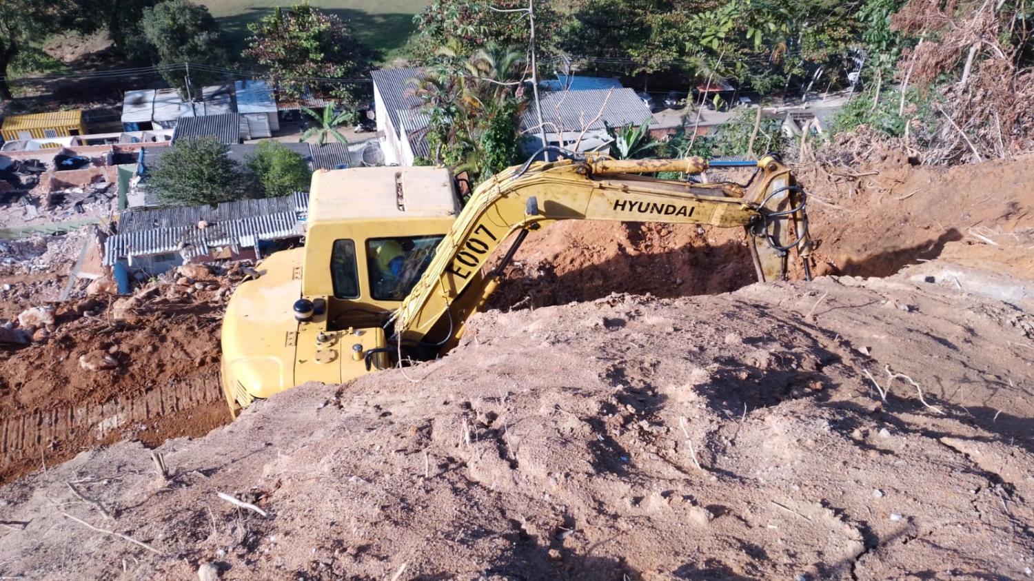 Governo do Estado realiza obras de contenção e drenagem em Angra dos Reis