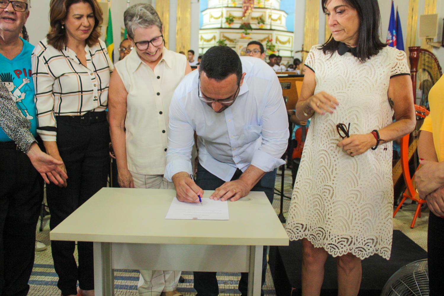 Vassouras é proclamada Capital da Harpa no Brasil com histórico reconhecimento oficial