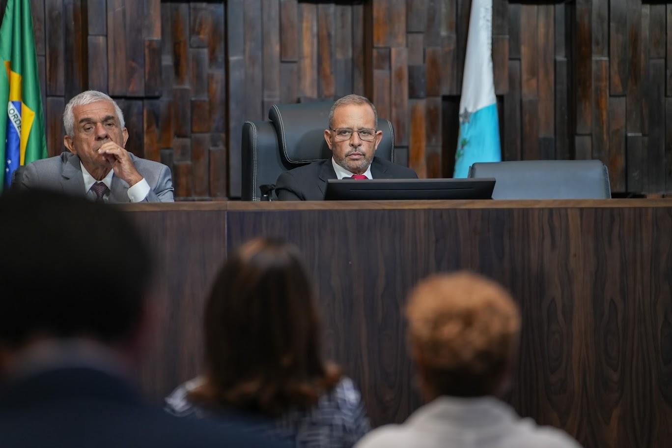 Alerj vota incentivo á instalação de banheiros químicos acessíveis em Feiras Livres