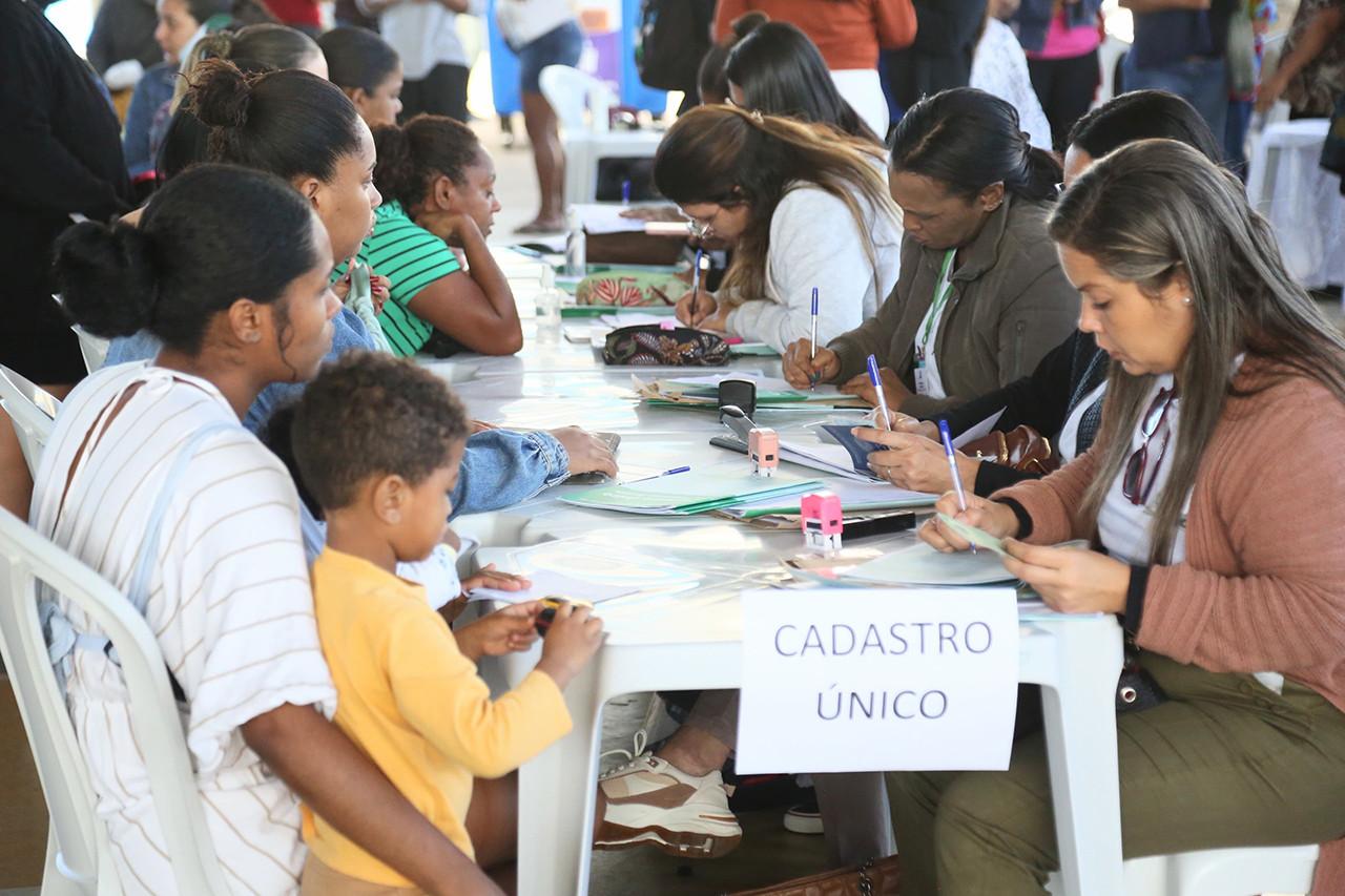 Mutirão do CadÚnico para famílias unipessoais começa no Parque Mambucaba