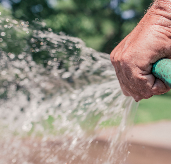 Companhia da Água de Valença realiza manutenção preventiva em Barão de Juparanã nesta quarta (15)