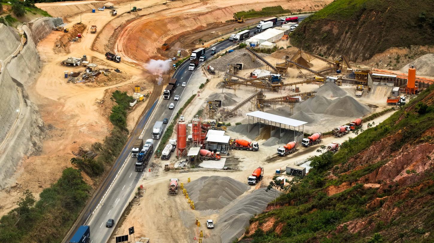 Fique atento: Desmontes de rochas na Serra das Araras continua nos dias, 18, 19, 20, 21 e 23