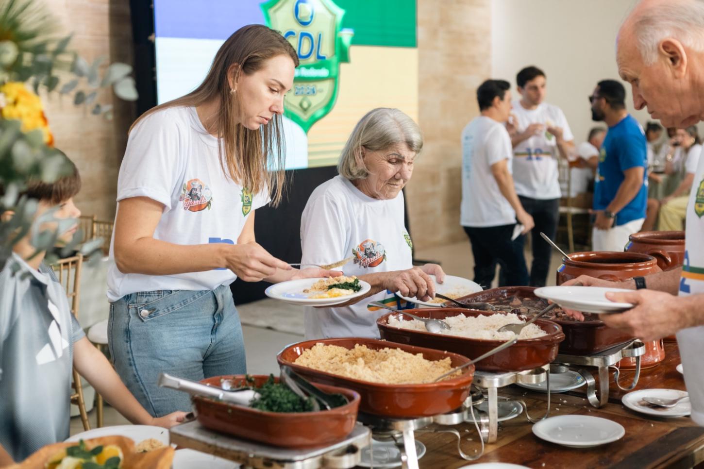 Feijoada Amigo Solidário da CDL Volta Redonda arrecada recursos para GAPC