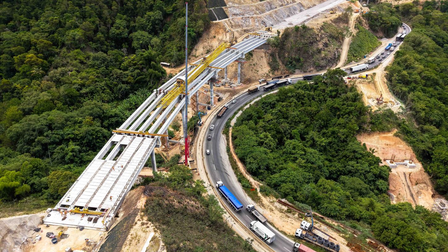 Fique atento a programação semanal de detonação de rochas na Serra das Araras