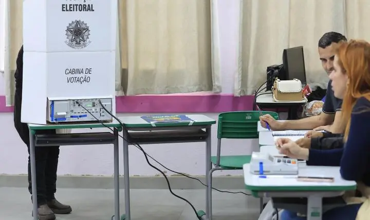 PM detém cinco pessoas por crimes eleitorais em São Paulo